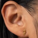 Arete Caballito de Mar en Oro Laminado de 18k | Qurimaki