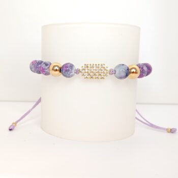 💜 Pulsera Charming en Macramé Lila con Cuentas Marmoleadas y Accesorios en Oro Laminado 18K | Qurimaki